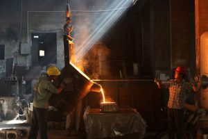 GIÁ THÉP HÔM NAY 31/5: THÉP THANH VẰN TRONG NƯỚC GIẢM GIÁ BÁN